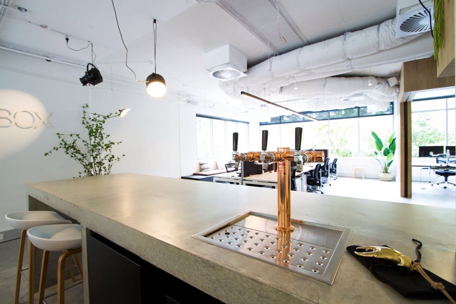 Ellwood Building Co